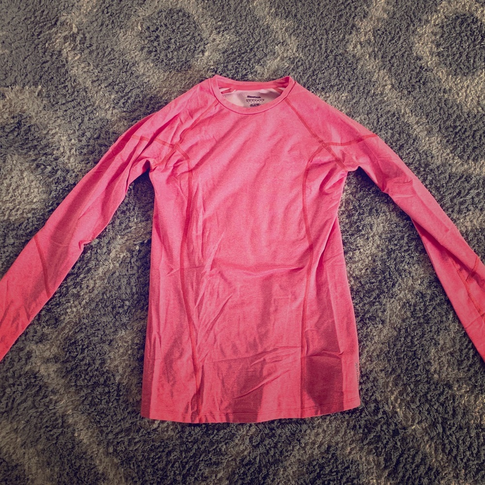 Long sleeve workout top